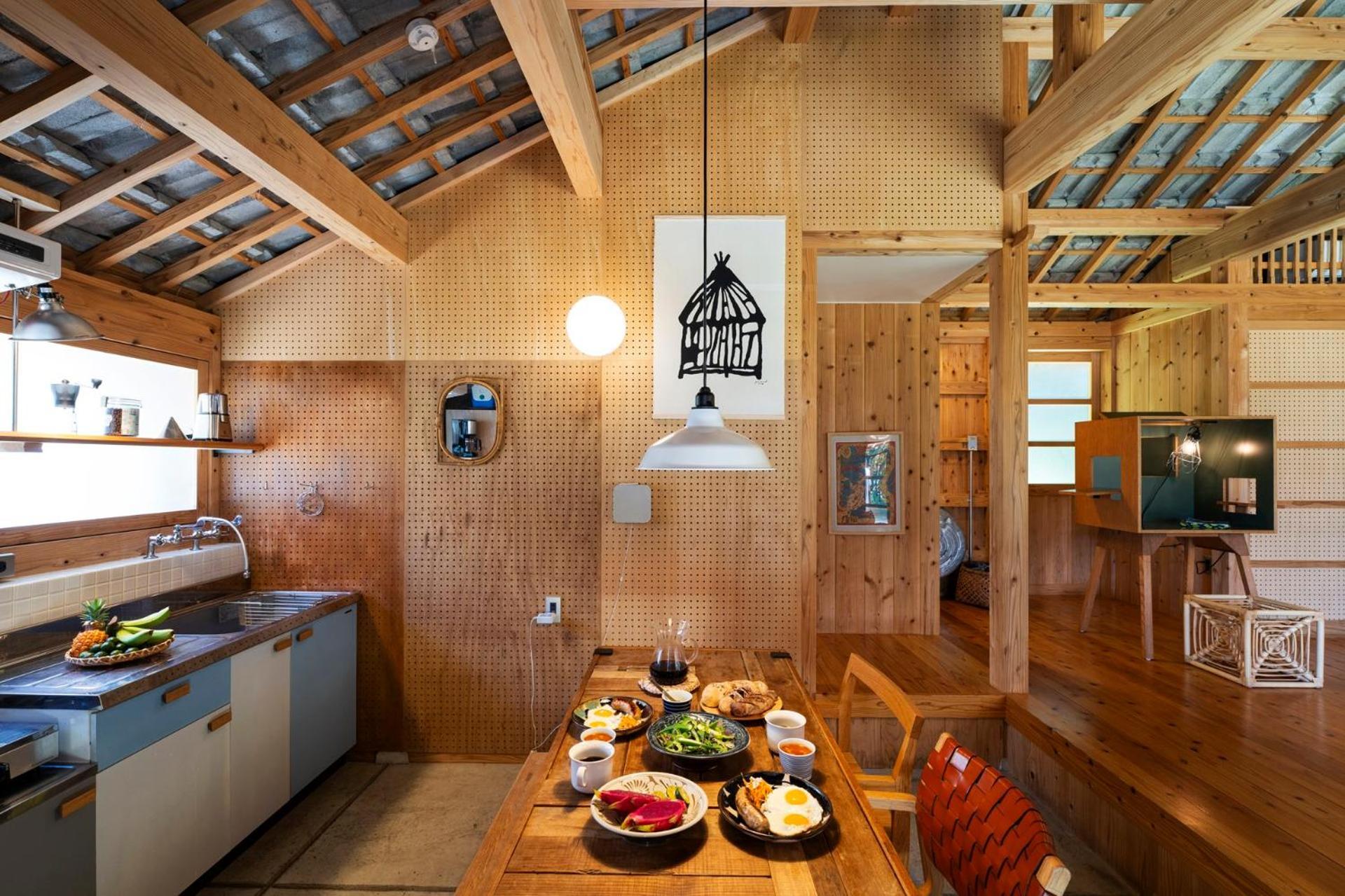 フクギに囲まれた家 さばんぎ沖縄古民家 Savangi Okinawan Designed Folk House 今帰仁村 エクステリア 写真